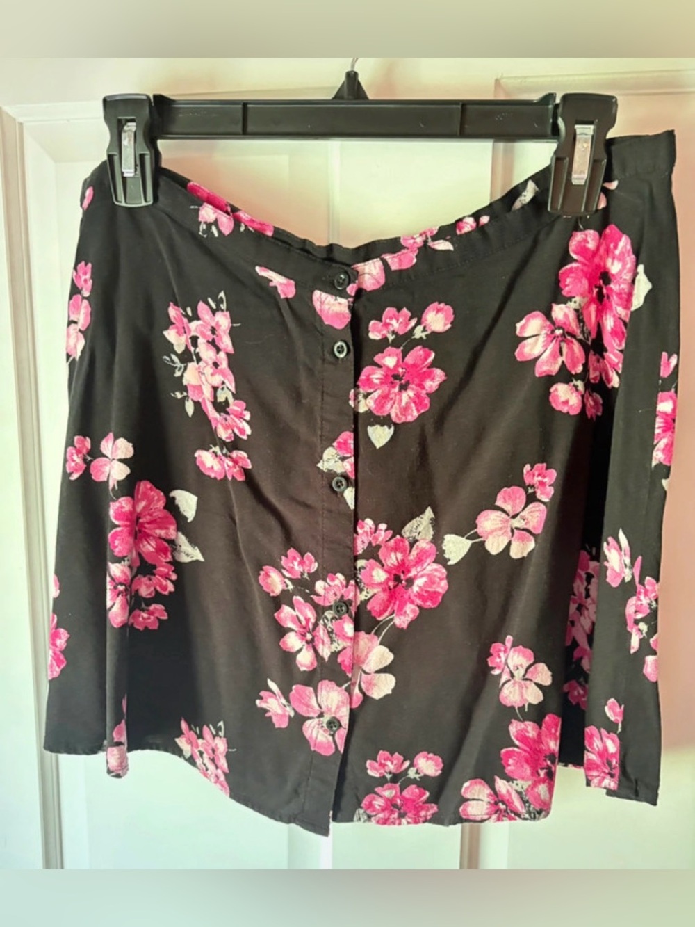 Aeropostale Black Mini Skirt with Pink Floral Print - size large